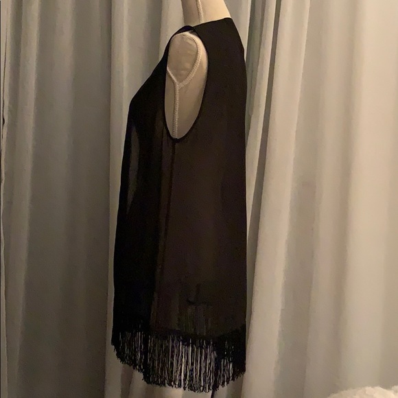 Black sleeveless fringe open tunic - Picture 6 of 6